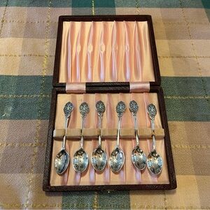 Vintage Sterling Silver Demitasse Teaspoon Set in Presentation Case
